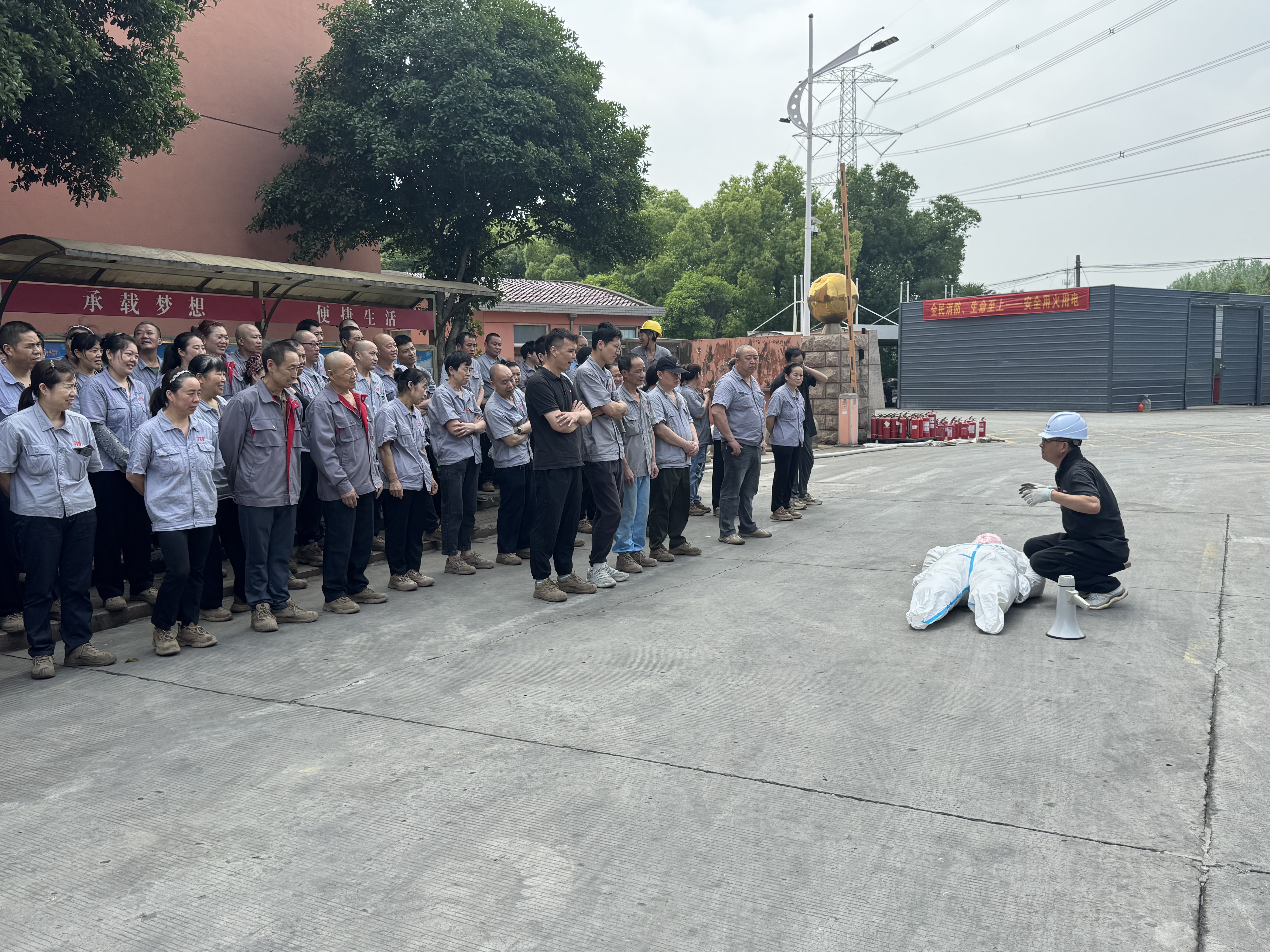 Τελευταία εταιρικά blogs για Η Suzhou Jinta Import & Export Co., Ltd. διεξάγει άσκηση πυρκαγιάς 2026 για την ενίσχυση των δεξιοτήτων των εργαζομένων για την πυρκαγιά και τις πρώτες βοήθειες.